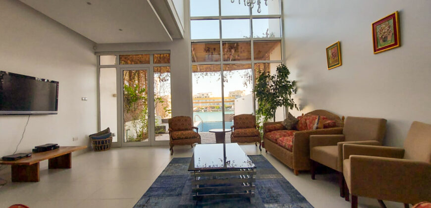 Villa for sale with four master’s bedrooms, located in Amwaj