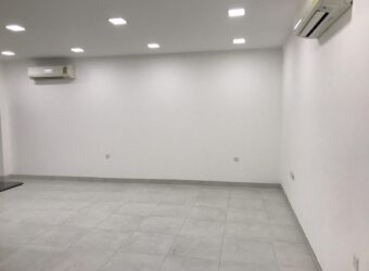 Commercial office for rent in Sanad