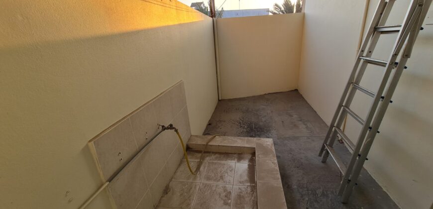 Three bedrooms flat for rent in Jurdab semi furnished without EWA