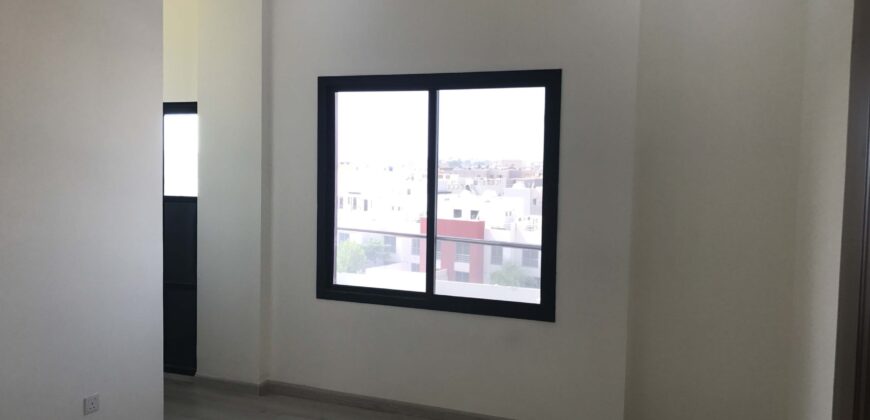 للإيجار شقة سكنية نصف مفروشة بمنطقة بو قوة (سرايا 2)