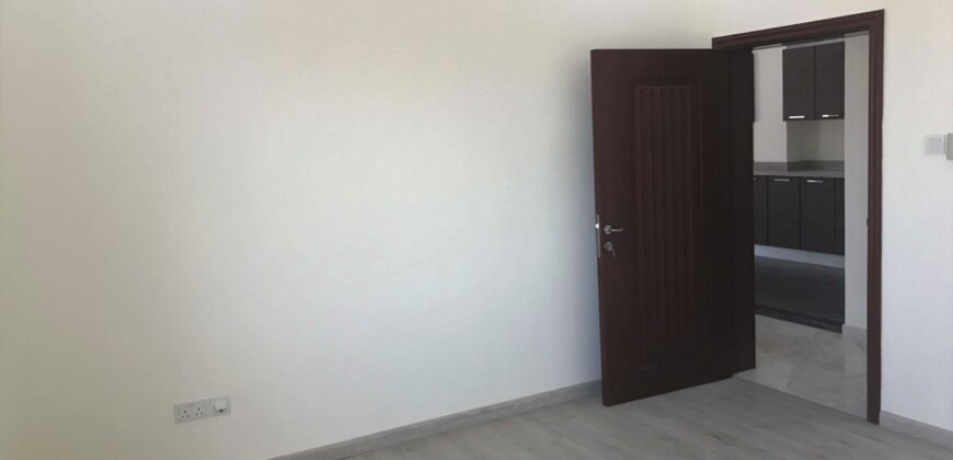 للإيجار شقة سكنية نصف مفروشة بمنطقة بو قوة (سرايا 2)
