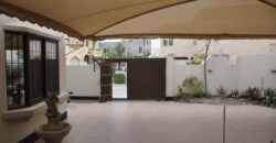 للبيع فيلا سكنية تتكون من أربع غرف نوم، بمنطقة بو قوه