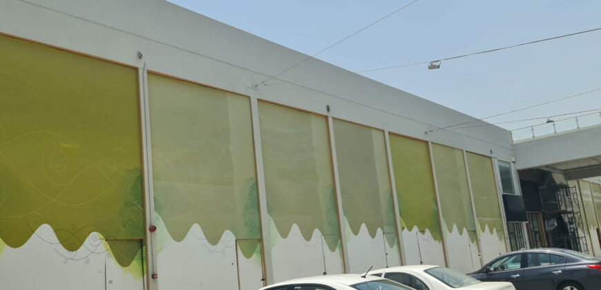 للإيجار محلات ومكاتب تجاري بمجمع تجاري حديث الانشاء بمنطقة البرهامة